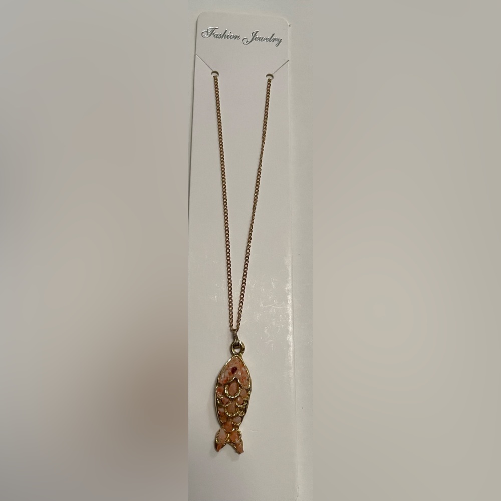 Vintage Pink Fish Pendant Gold-tone Necklace.
